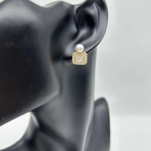 Square Pearl Earrings