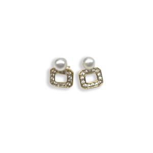 Square Pearl Earrings