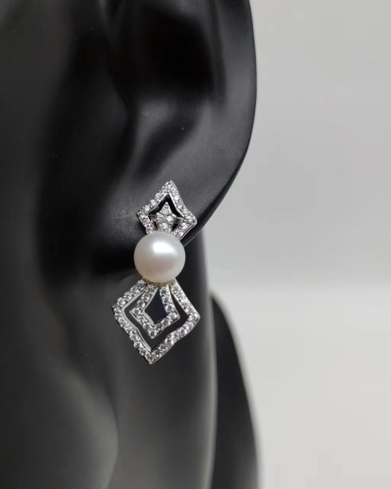 Double Diamond Pearl Earrings