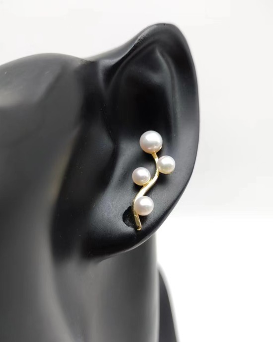 Tree Pearl Earrings
