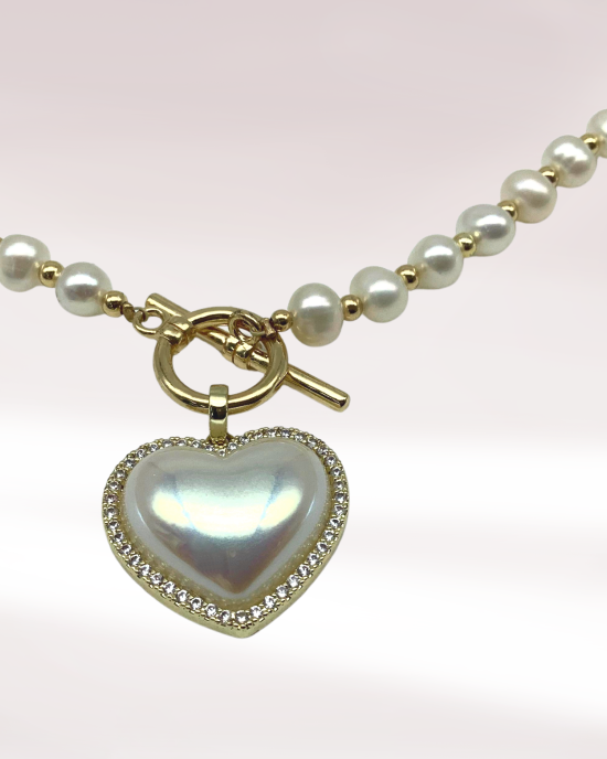 Gold Heart Pendant Pearl Necklace